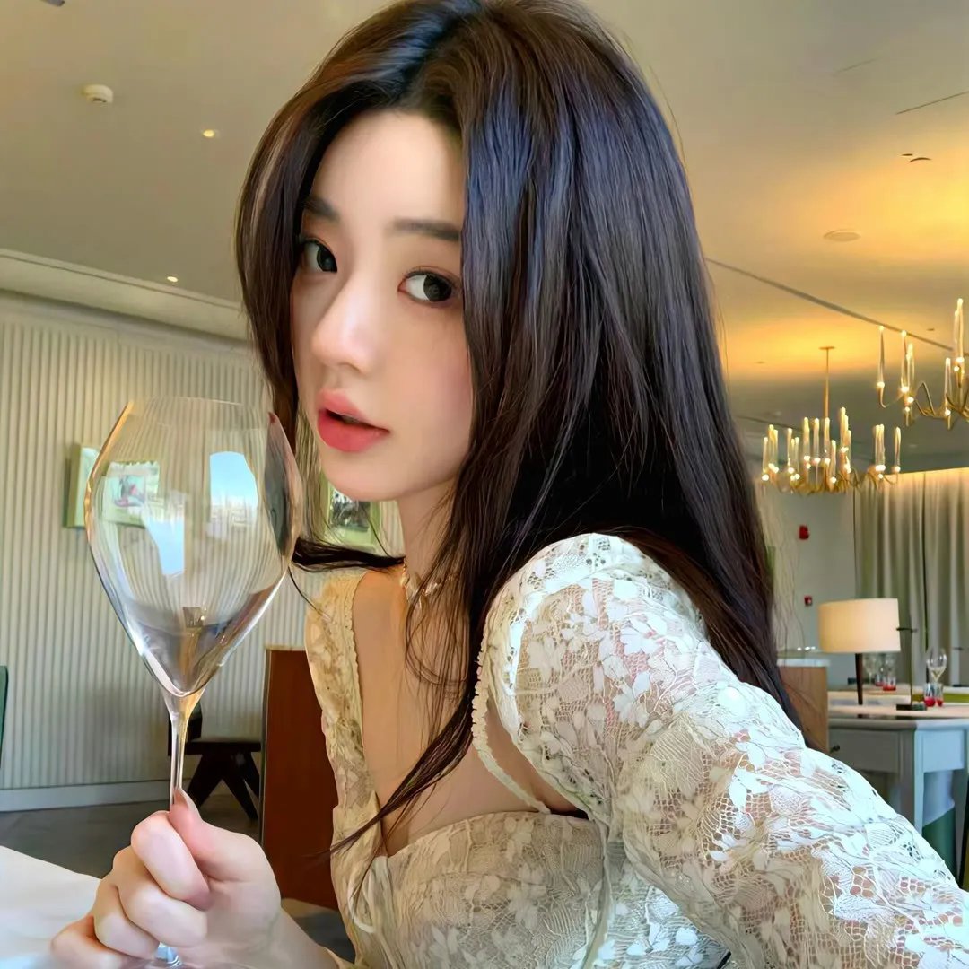 昆丹 海报